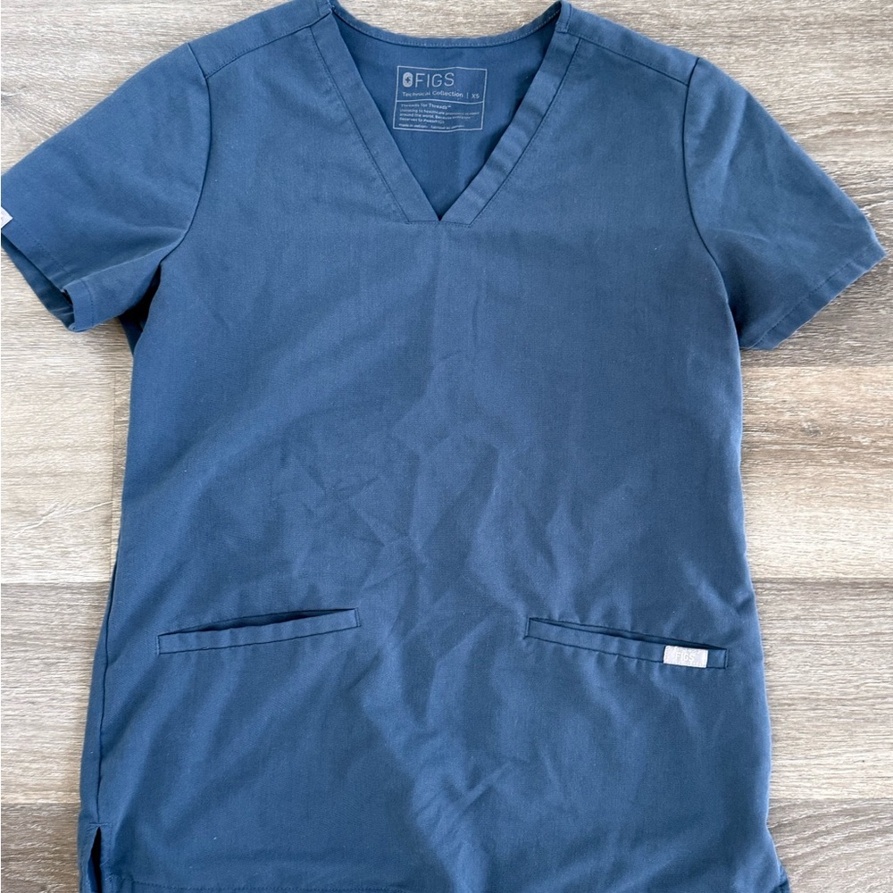 Figs Casma Scrub Top
